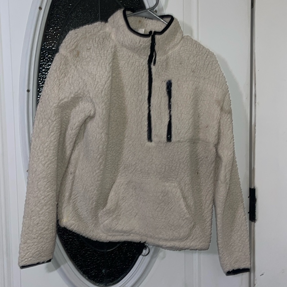 White kids large pullover